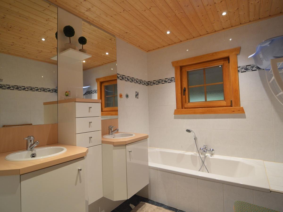 Charming Chalet With Private Garden In Stavelot Hockai エクステリア 写真